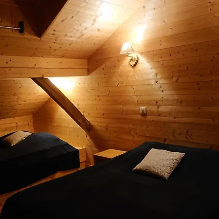 Au Sole アパート