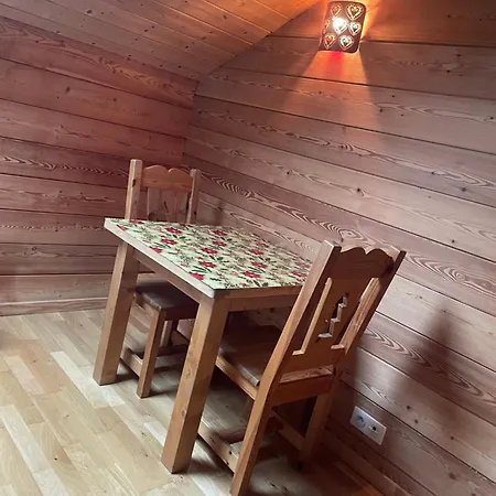 Au Sole アパート