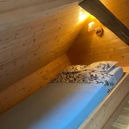 Au Sole アパート *